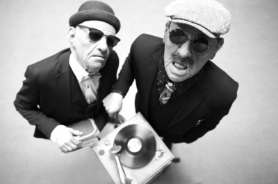 L’Entourloop feat. Troy Berkley & N’Zeng L’Entourloop feat. Troy Berkley & N’Zeng