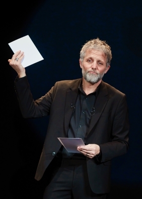 Stéphane Guillon - Revue de presse Stéphane Guillon - Revue de presse