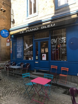 Le Piano Bleu