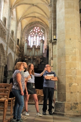 À la découverte de Tréguier et de son patrimoine À la découverte de Tréguier et de son patrimoine