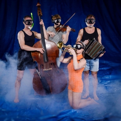 Masques & Tuba - Nid de coucou Masques & Tuba - Nid de coucou
