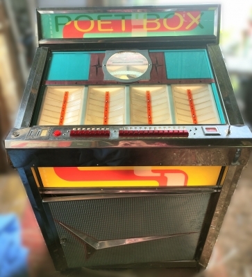 Le Poet'box - Cie C.O.I (Complément d’Objet… Insolite) Le Poet'box - Cie C.O.I (Complément d’Objet… Insolite)