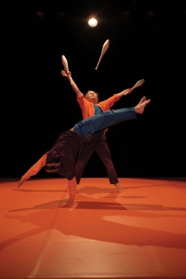 La Fabuleuse histoire de BasarKus - Cie Lamento et l’académie Fratellini La Fabuleuse histoire de BasarKus - Cie Lamento et l’académie Fratellini