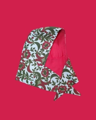 Couture & upcycling : création d’une capuche-foulard réversible