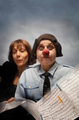 Emma aime Anne - Emma la clown & Nathalie Miravette