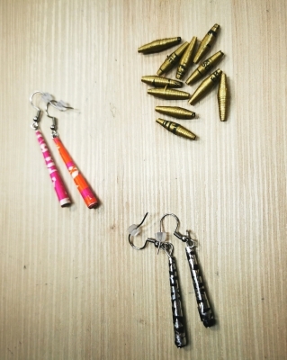 Création de perles en papier recyclé pour bijoux