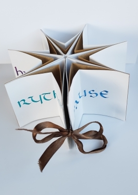 Calligraphie et livret en étoile