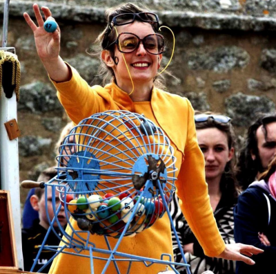 Festival Extérieur-jour : La Françoise des jeux