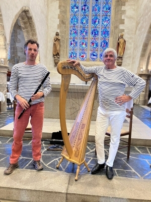 Harpe celtique, flûte et chant